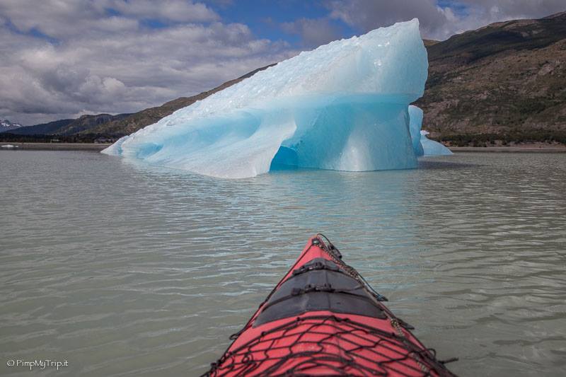 Kayak Lago Grey Cile