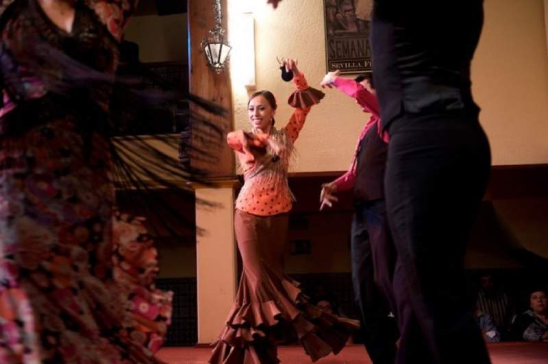 flamenco-el-patio-sevillano