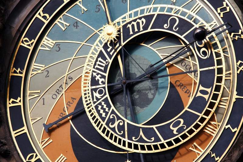 leggenda-orologio-astronomico