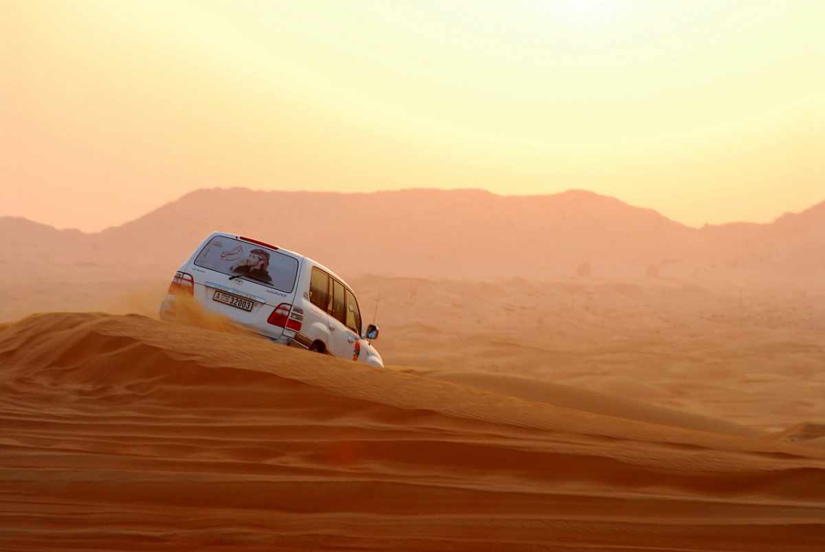 Escursione deserto Dubai in Jeep