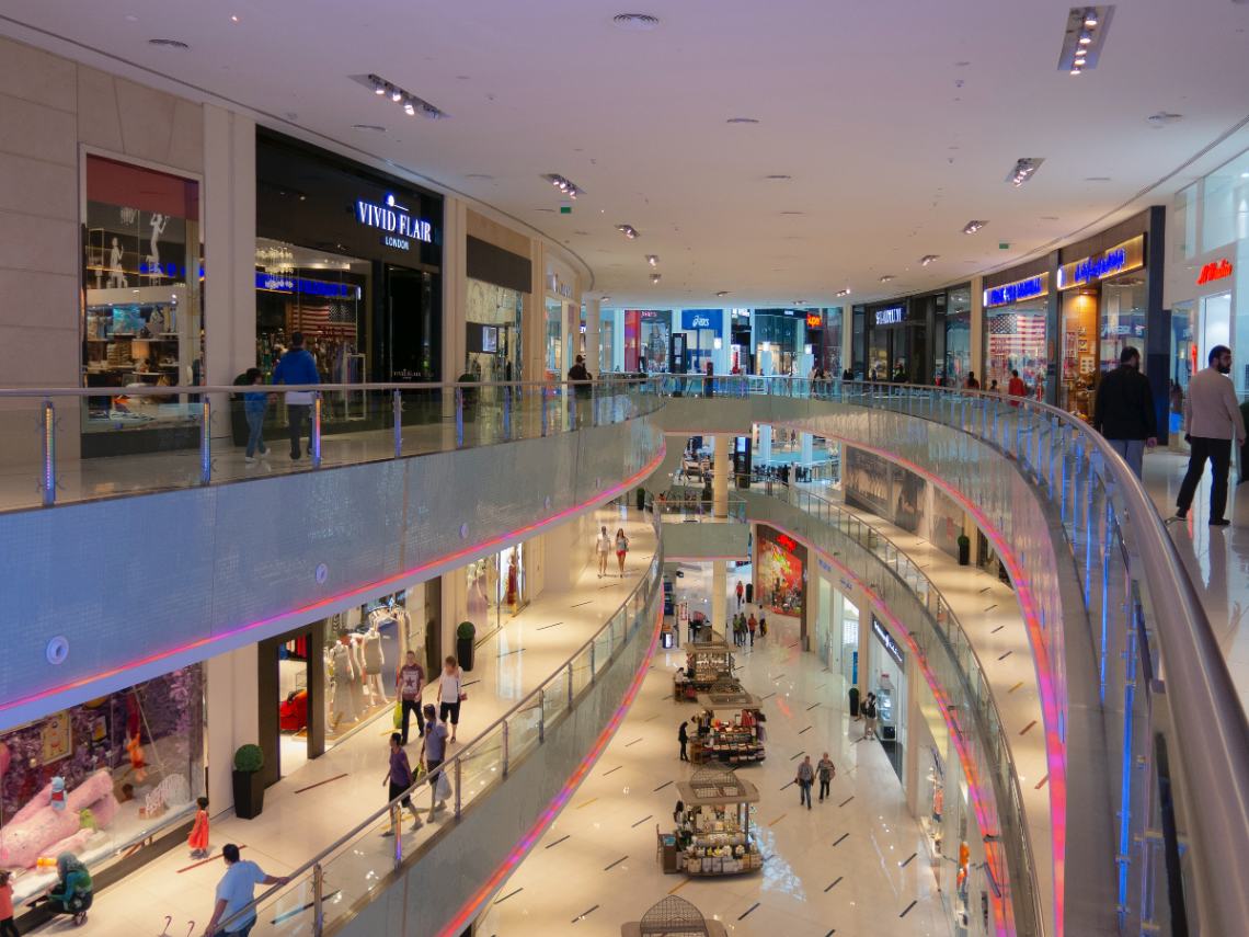Come vestirsi nei Mall di Dubai